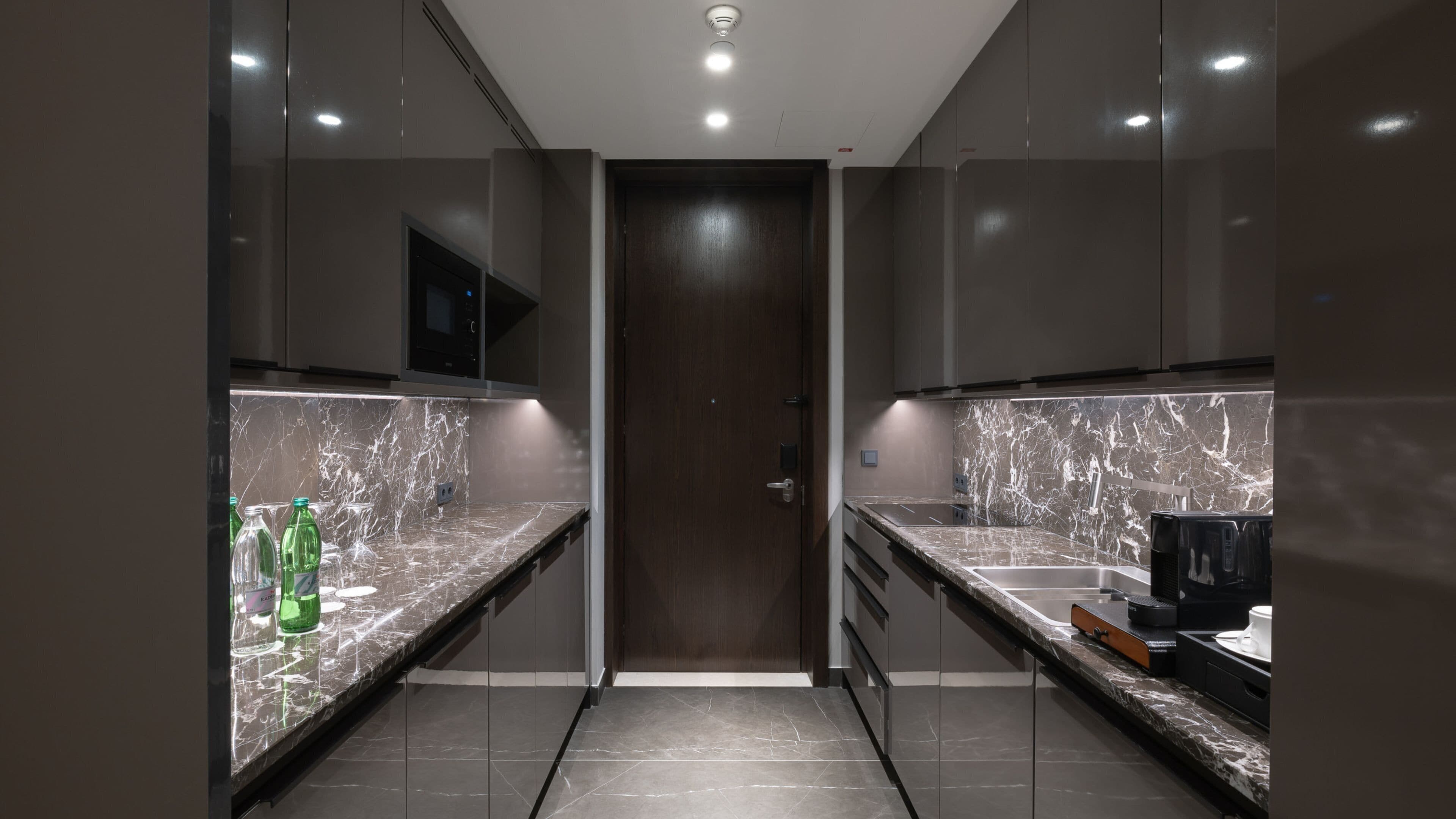 suite, 1 bedroom, city view | 1 bedroom, egyptian cotton sheets, premium bedding, pillow-top beds