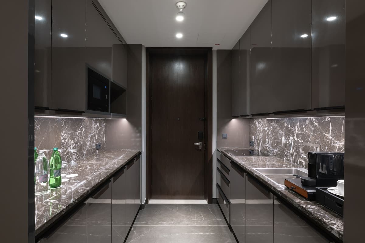 suite, 1 bedroom, city view | 1 bedroom, egyptian cotton sheets, premium bedding, pillow-top beds