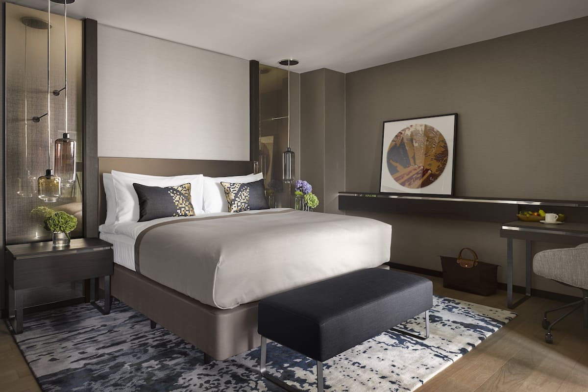 Suite, 1 Bedroom | Egyptian cotton sheets, premium bedding, pillowtop beds, minibar
