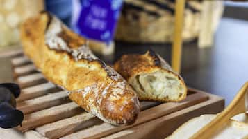 Dagelijks ontbijtbuffet (SGD 40 per persoon)