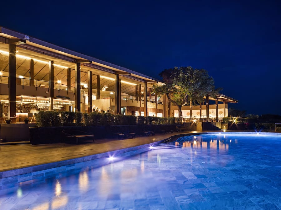 Outdoor pool, sun loungers