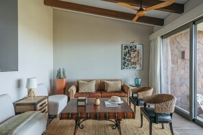 Minibar, coffres-forts dans les chambres, décoration personnalisée