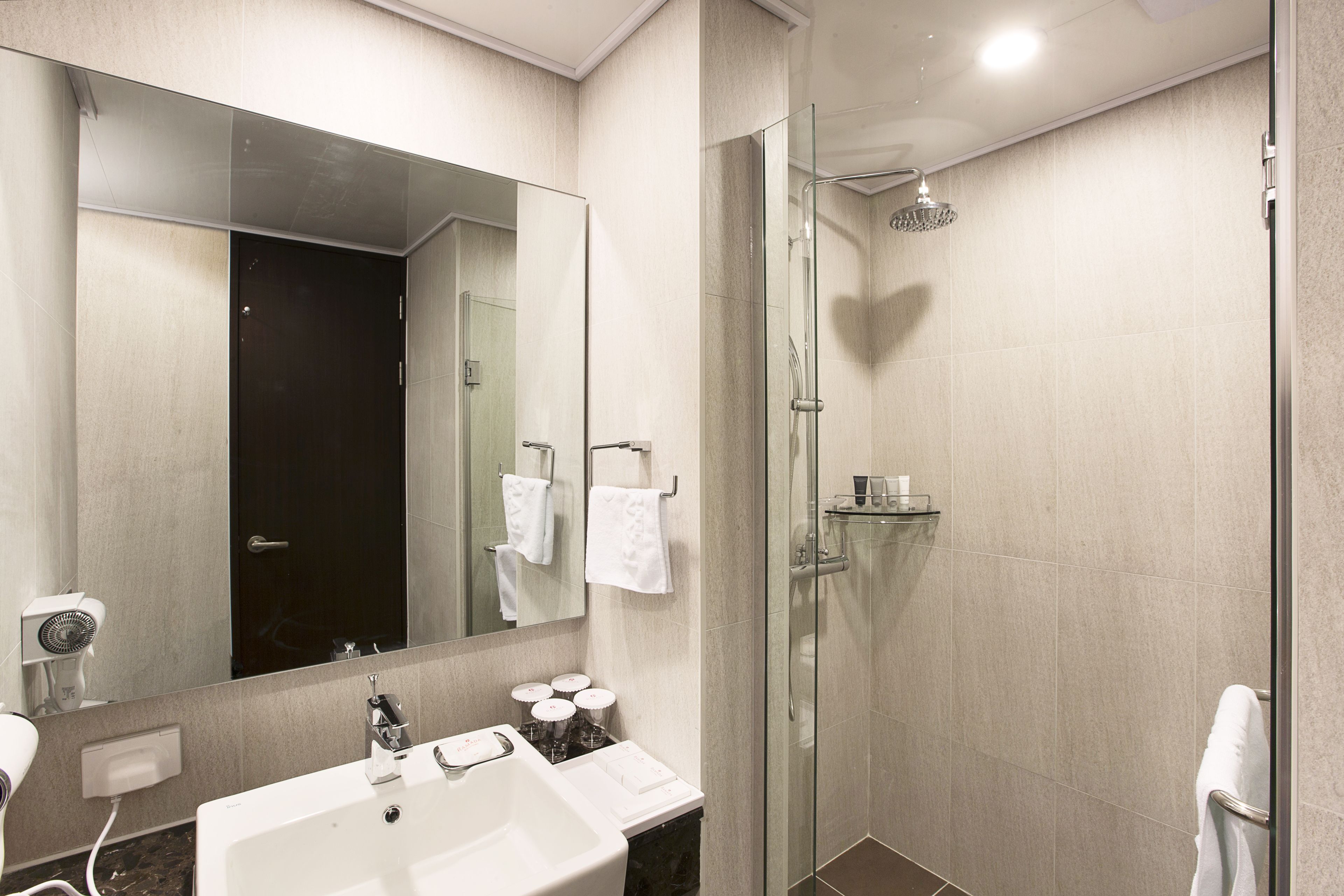 Foto - Ramada by Wyndham Jeju City Hall