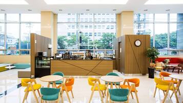 Daily buffet breakfast for a fee