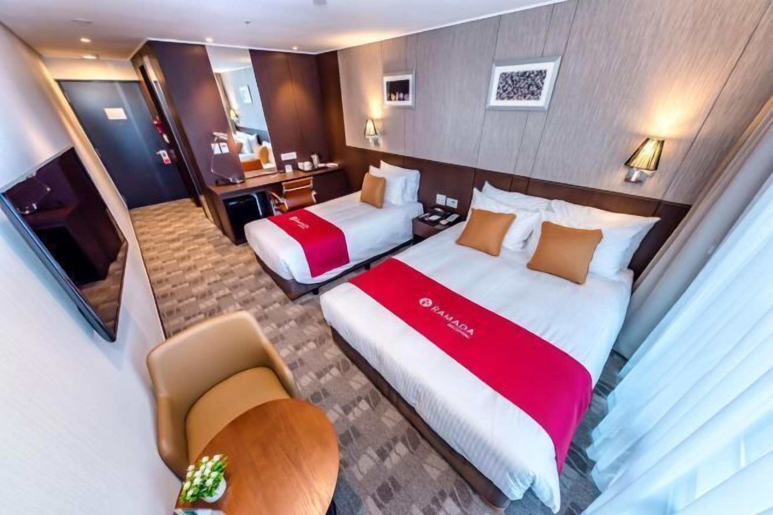 In-room safe, desk, blackout drapes, soundproofing