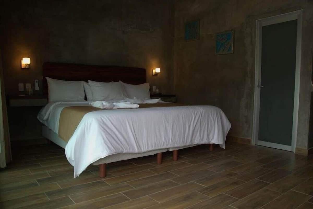 Junior Room, Ocean View