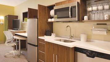 Fridge, microwave, dishwasher, coffee/tea maker