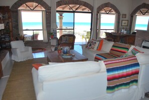 House, 4 Bedrooms | Living area | Flat-screen TV