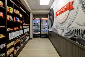 Snack bar - Hampton Inn Brighton (Brighton)