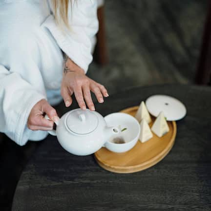 Hot tub, body treatments, facials, 7 treatment rooms