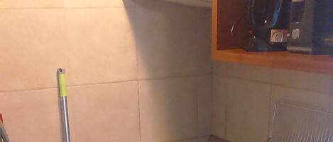 Apartemen Standar, 1 kamar tidur, kamar mandi pribadi | Dapur pribadi | Lemari es, microwave, oven, dan kompor