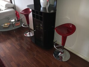 Departamento estándar, 3 habitaciones, 2 baños | 3 habitaciones, tabla de planchar con plancha y wifi gratis
