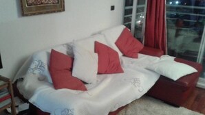 Apartamento estándar, 3 habitaciones, 2 baños | Sala de estar