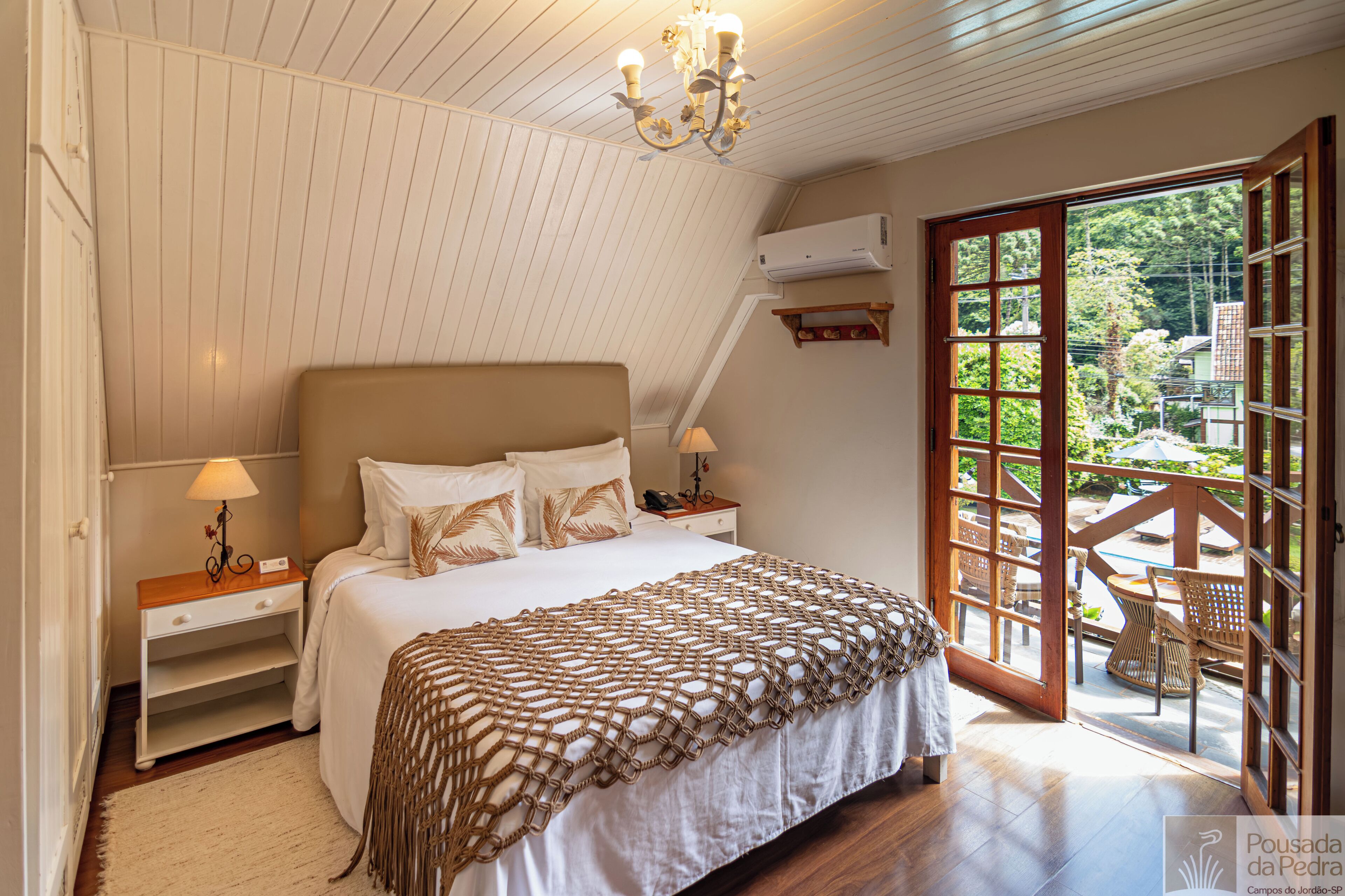 Apartamento Lodge Duplo Premium | 1 camera, minibar, una cassaforte in camera, tende oscuranti