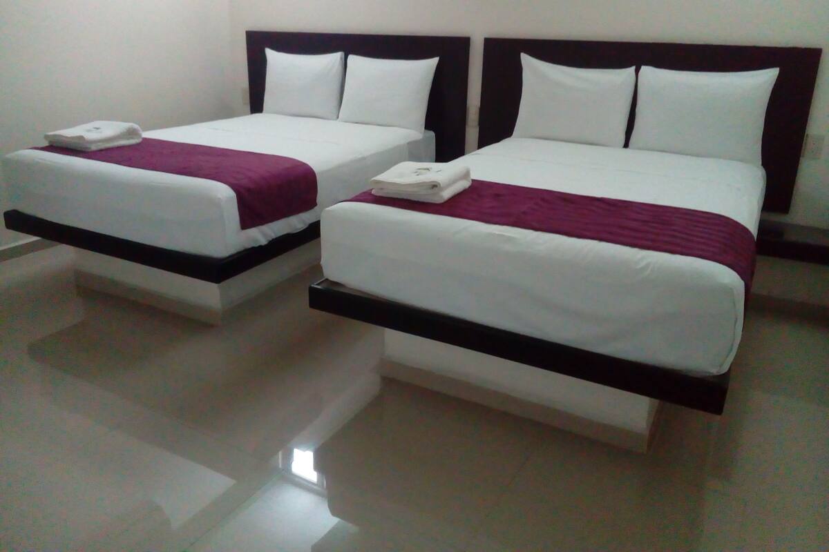 Phòng 4 | Bàn, bàn ủi/dụng cụ ủi quần áo, truy cập Internet không dây miễn phí