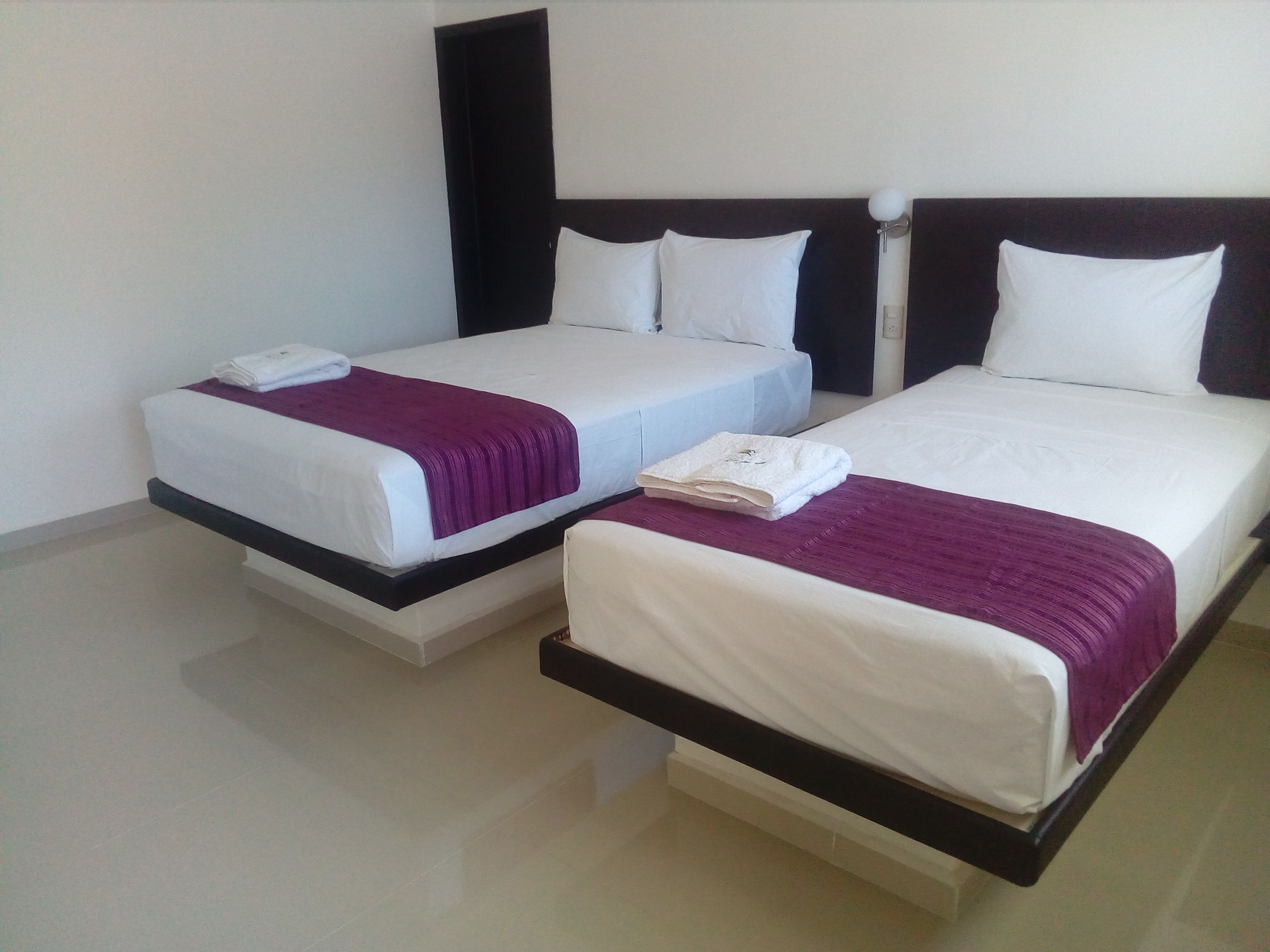 Triple Room | Desk, iron/ironing board, free WiFi