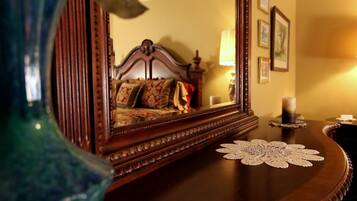 Grand Double Room Single Use, 1 King Bed | Premium bedding, pillow-top beds, blackout curtains
