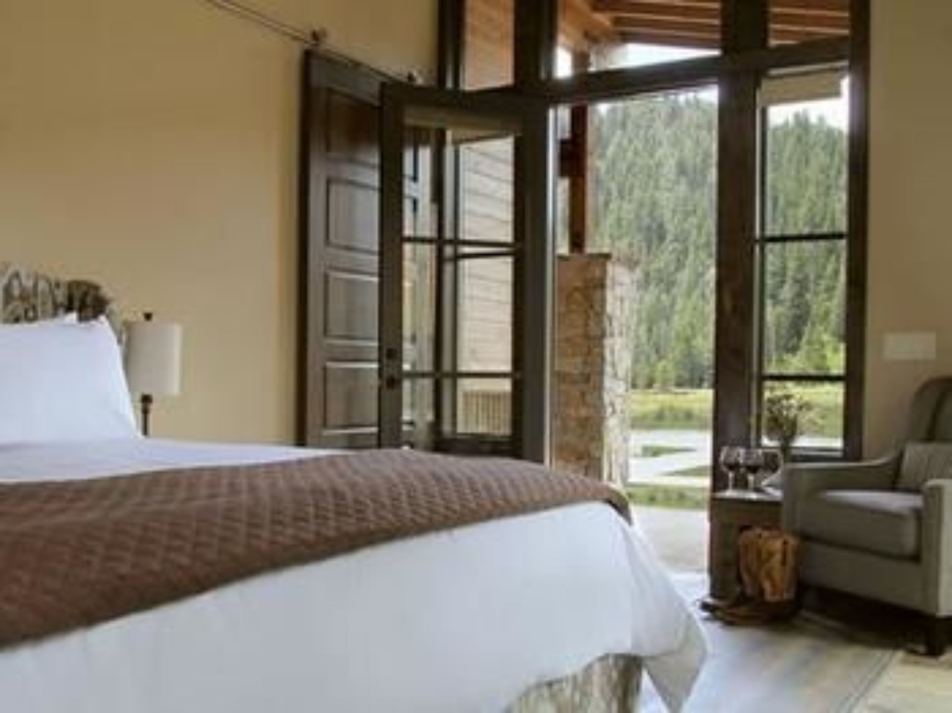 Habitación, baño privado (Silhouette) | Ropa de cama de alta calidad y decoración personalizada 