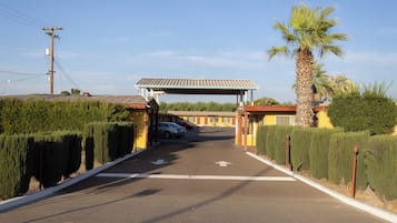 Fachada de la propiedad