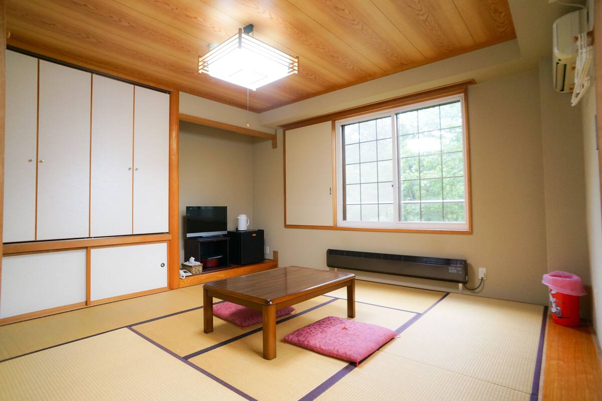 Traditional Room, Private Bathroom, Annex Building | WiFi (free)