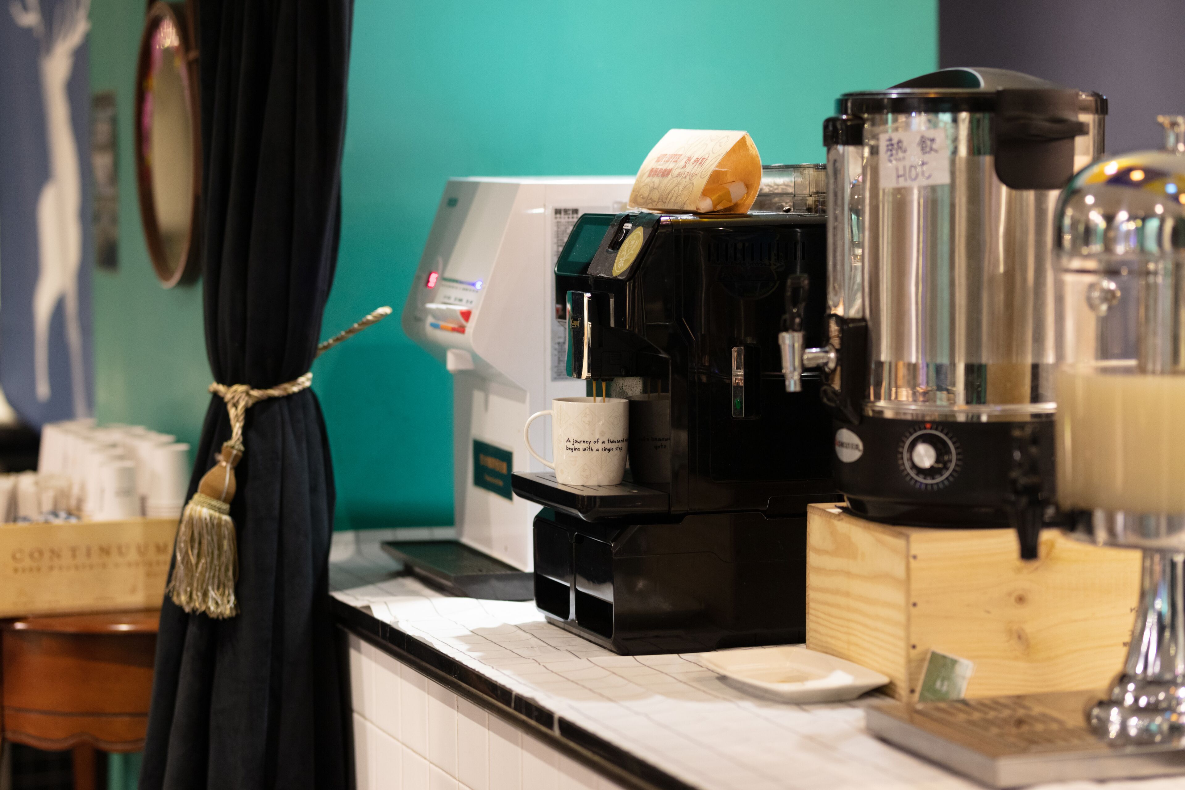 daily self-service breakfast (twd 220 per person)