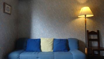 Down comforters, desk, blackout drapes, free WiFi