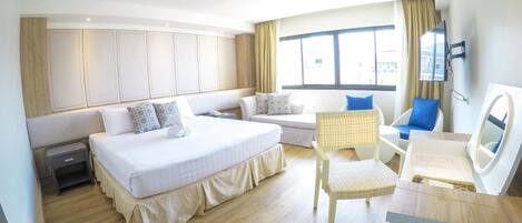 In-room safe, desk, free WiFi, bed sheets