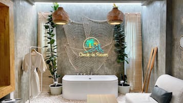 Habitación Deluxe, 1 cama King size, para no fumadores, tina | Servicios de la habitación