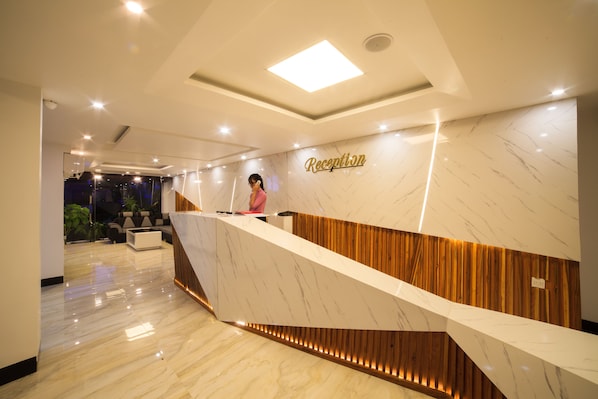 Reception - Cherry Hotel Hue (Hue)