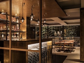 Bar lounge
