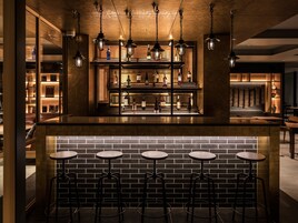 Bar (in der Unterkunft)