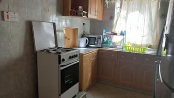 Family House | Private kitchen | Coffee/tea maker, electric kettle, cookware/dishes/utensils