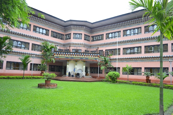 Mặt tiền nơi lưu trú