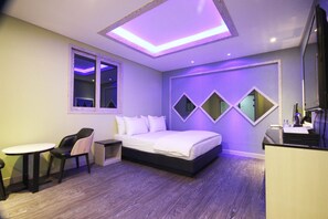 Habitación estándar | Ropa de cama de alta calidad y wifi gratis 
