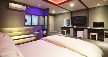 Qook Motel