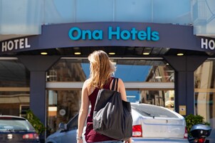 Fachada de la propiedad