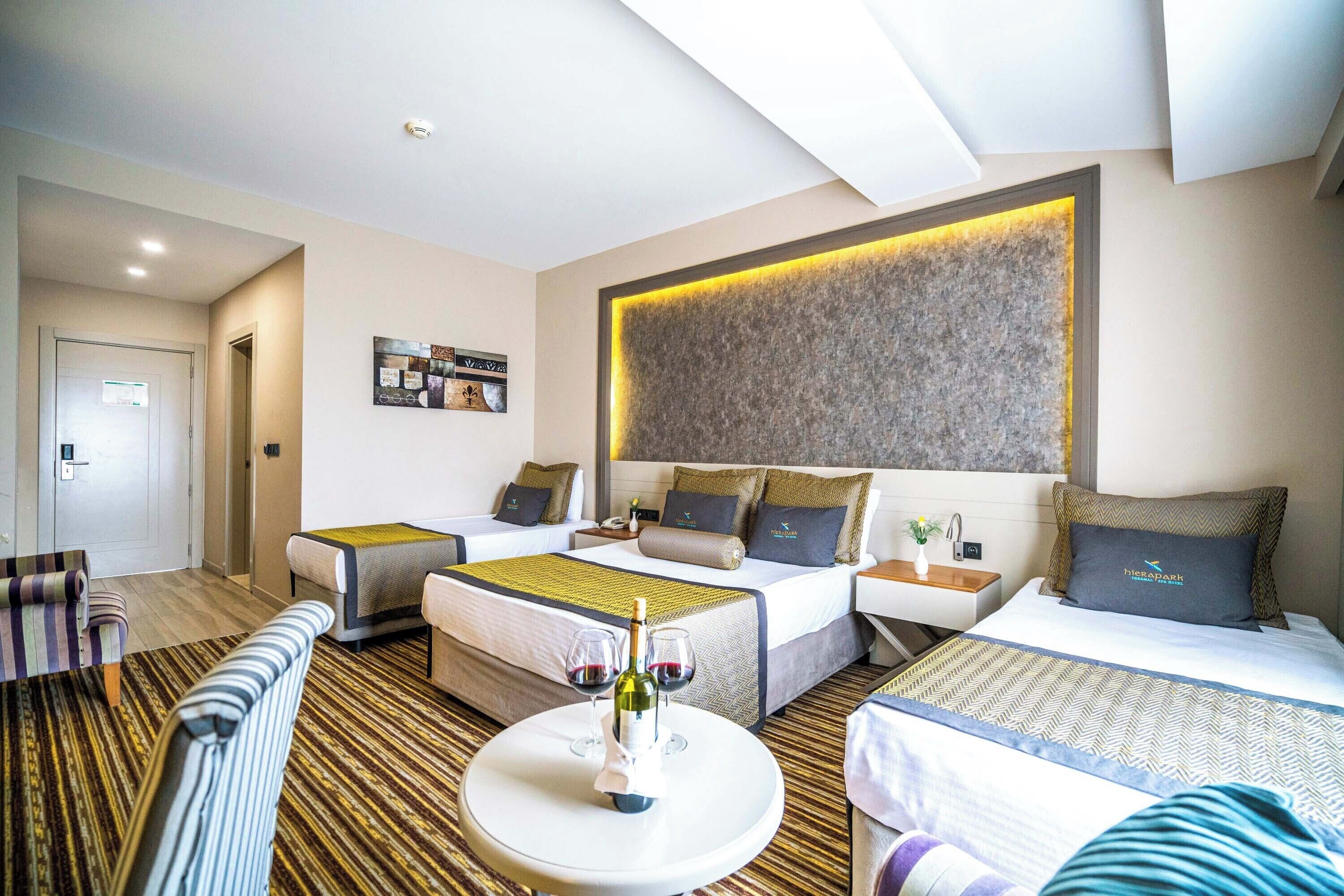 Deluxe Quadruple Room