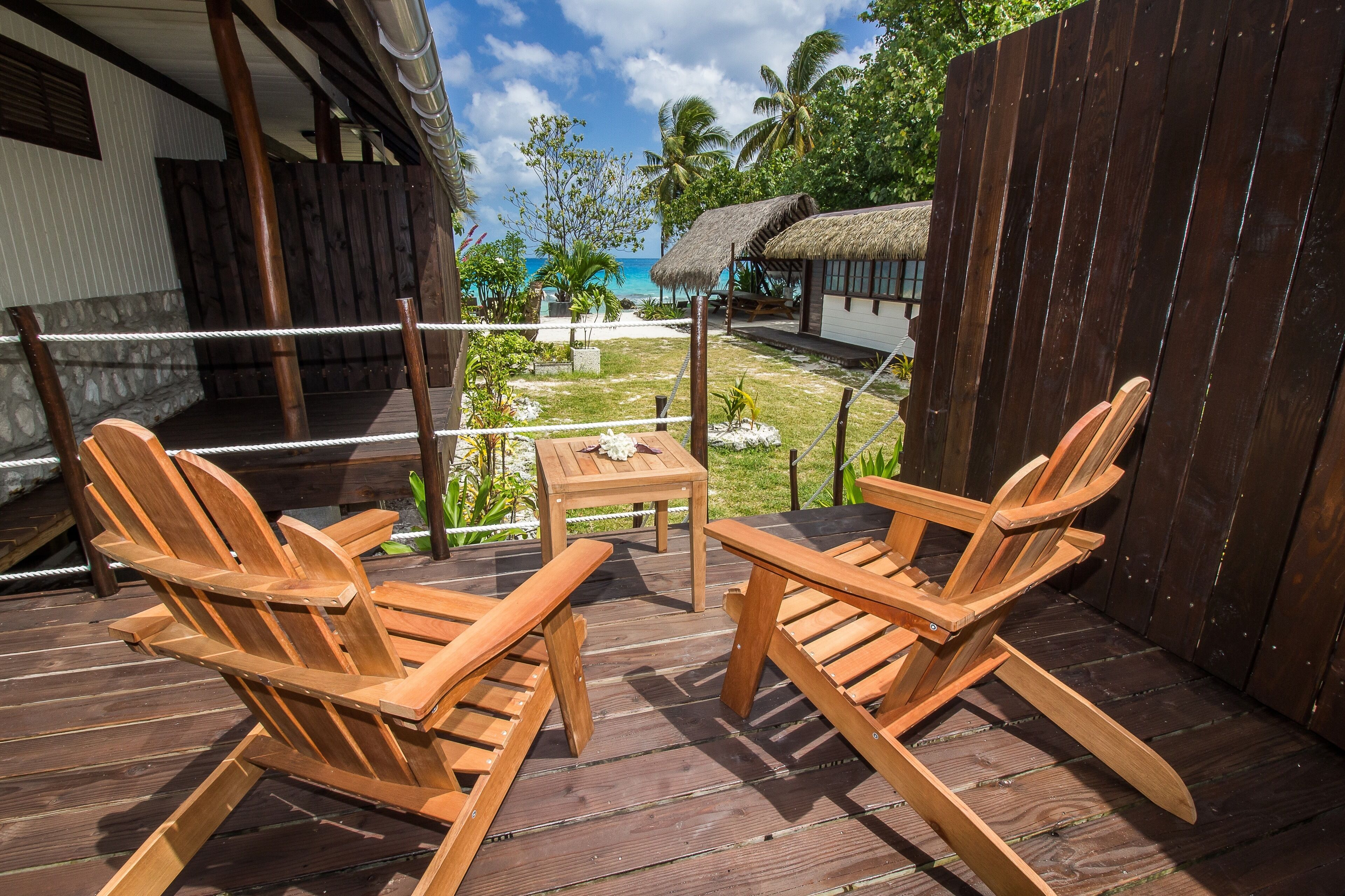 Bungalow, frente al mar | Terraza o patio