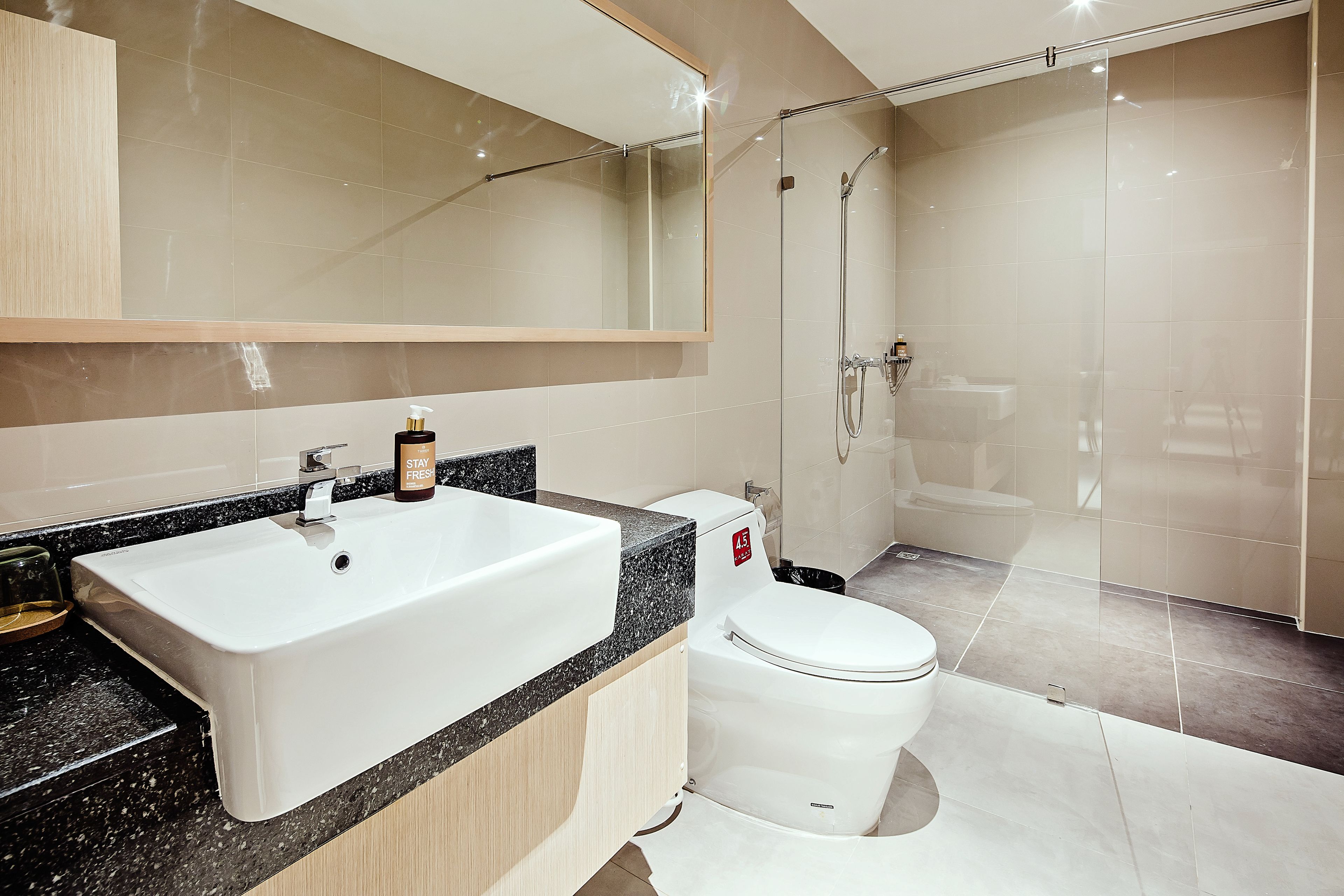 Foto - Three Sukhumvit Hotel - SHA Plus Certified