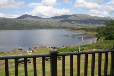 Vista desde la propiedad. Loch Maree Hotel