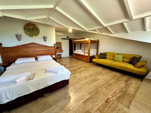 Family Room | Premium bedding, in-room safe, individually decorated - Bahaus Resort (Ortaca)