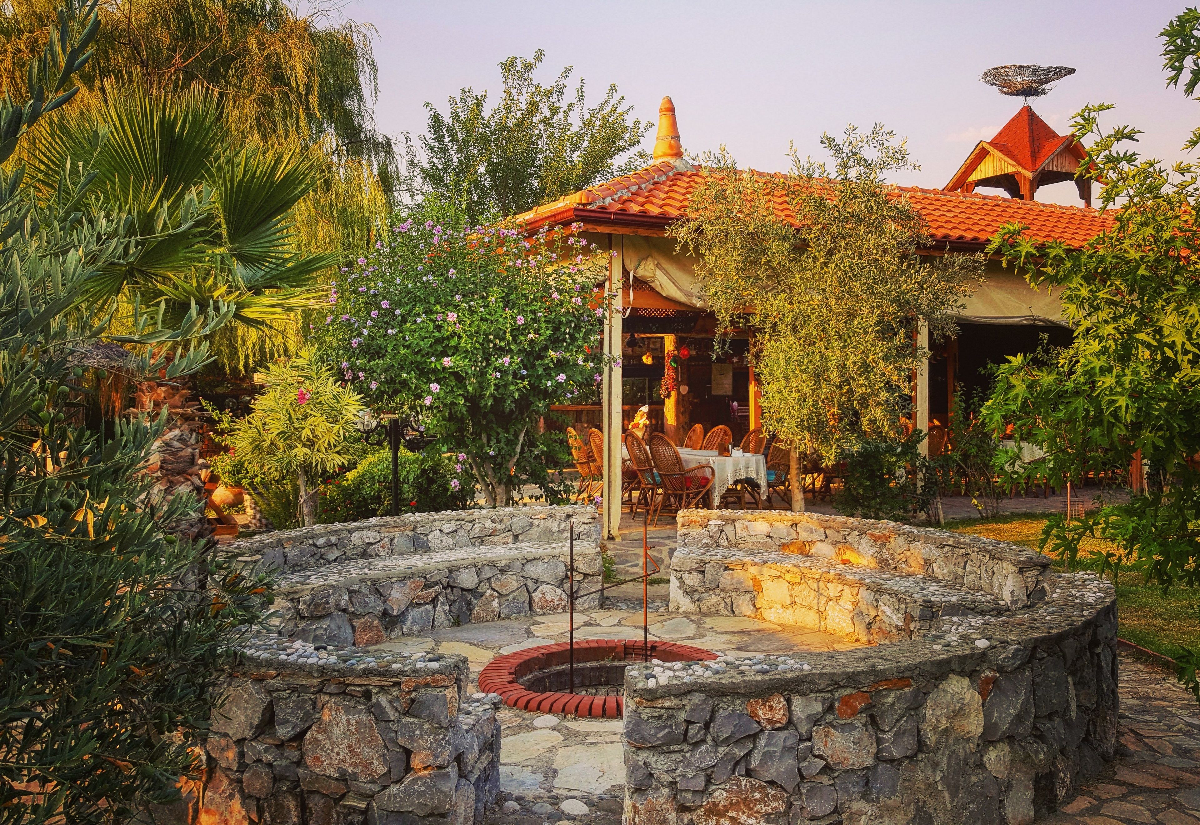 lunch, dinner served; local and international cuisine, pool views