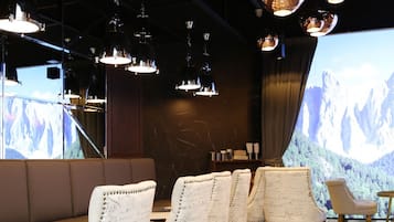 Coffee shop