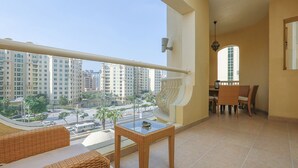 Appartement, 2 chambres | Balcon