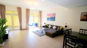 TV - Kennedy Towers - Al Sarood (Dubai)