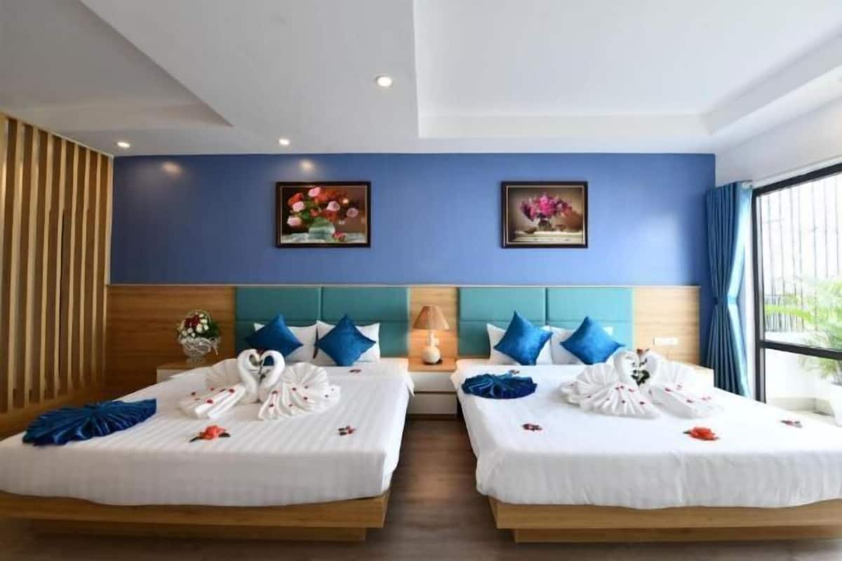 1 bedroom, minibar, in-room safe, desk