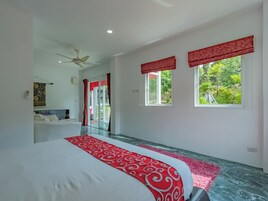 Family Villa, Multiple Bedrooms, Private Pool, Mountainside | Pillowtop beds, in-room safe, individually decorated