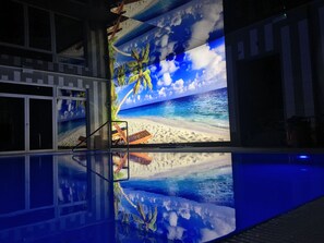 Indoor pool, outdoor pool, pool loungers - Pensjonat Azul (Kolobrzeg)