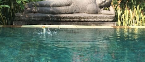 Utomhuspool