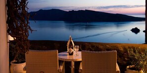 Exterior - Enalion Suites (Santorini)